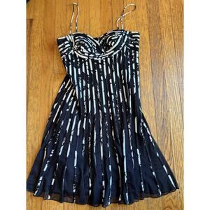 JS Collections Dress Womens 6 Black White Pleated Spaghetti Strap Sweetheart